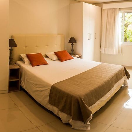 Realty Py Villa Morra Asunción Exterior foto